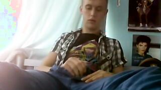 OURBOYFRIENDS - Young amateur Austin Ellis masturbates in homemade video