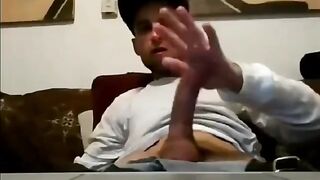 Sexy Str8 Guy Cums on his Ripped Abs 41