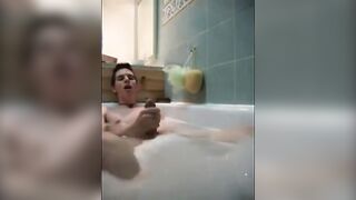 Twink's Solo Bathtub Adventure