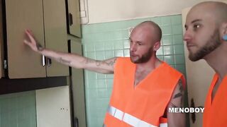 Guillaume Pounds His Employee Humid