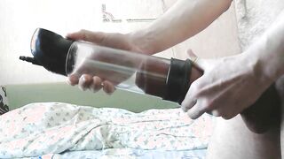 Vacuum Pumping a Big Cock on Webcam