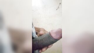 Indian dude caught in camera douche mastrubation pop-shot nigcock