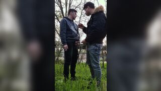 2 torrid fellows with fat cocks smoking, jerking and deep-throating outdoors