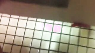 Bareback Amateur Sex in the Stall