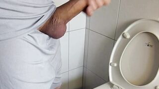 I showcase my long foreskin while peeing and then an orgasm that I have never expert before