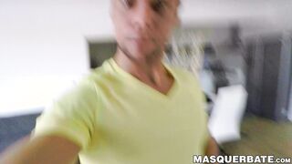 Muscular hunk Angelo Godshack masturbates solo on camera