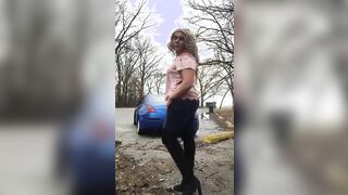 Outdoor Handjob by a Crossdressing Amateur