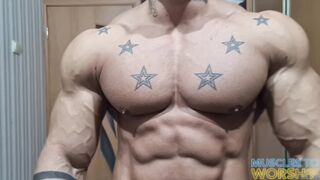 Muscle God Ripples and Blows a load Yam-sized Fountain