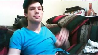 Amateur Twink Jerks Off on Webcam