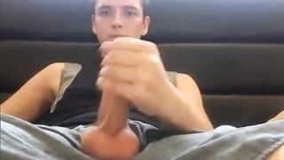 Twink Wanks on Webcam