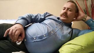 Fat Bear Daddy Amateur Handjob