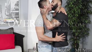 Gorgeous gay Rikk York indulges in a deep hard and raw sex before cumming