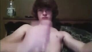 Amateur Twink Masturbating on Webcam