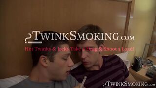 Passionate rimming and smoke sucking by horny Wesley Marks and Patrick Kennedy