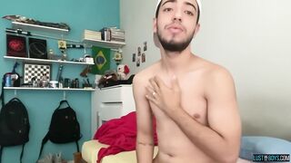 LUST FOR BOYS - Latino amateur Henry Lynes jerks off dick in private video