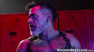 Muscular daddy Lawson James is raw destroyed by Timothy Chance