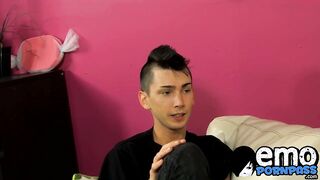 Emo twink Colby London fucking hard after big cock blowjob