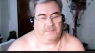 hot argentinian grandpa wanking and cumming