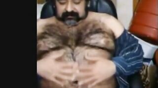 Hefty unshaved grizzly and unshaved bod