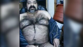 Hefty unshaved grizzly and unshaved bod