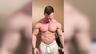 Bodybuilder Is Going To Make Love With His Gf..