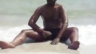 masturbating off at the beach