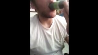 Straight lad wanting to suck cock