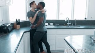 Kinky muscular jock Jackson moans during interracial bang