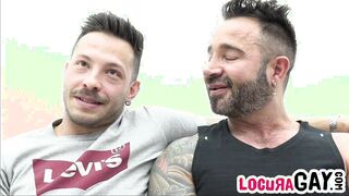 CrazyGay - John Brachalli plumbs rock-hard with Martín Mazza on the bed