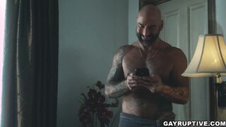 Tristan Hunter drills his step-dad Drew Sebastian. Drew has been protective to Tristan Hunter. They close they douche together until stepfather got nasty and begin butt licking Tristan's bootie