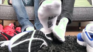 Nike Prestos have fun together [720p]