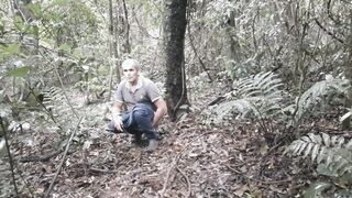 Latin gayboy butt in the thicket