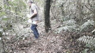 Latin gayboy butt in the thicket