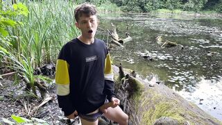 Horny Teenager Dude Jacking Off In Public Park , I Was Nearly Caught ! Gigantic Boner