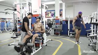 Bang-Out in gym public