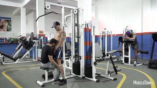 Bang-Out in gym public