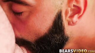 Bearded homosexual Justin West and Carlos Verga bareback