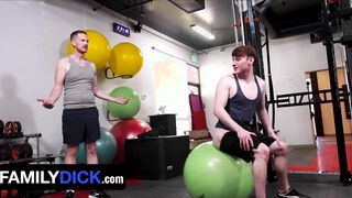 stepdad Is Decided To Build His Stepson’s Self-confidence By Helping Him Work Out - FamilyDick