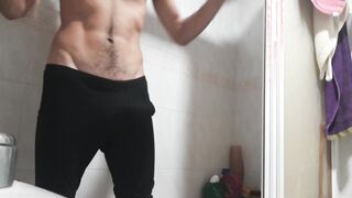 Masturbating off in the bathroom and Jizz in Palm