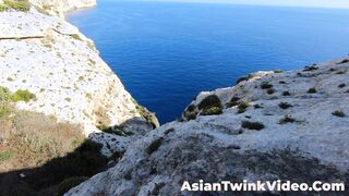 Chinese Man Gargles His White Beau's Fuck-Stick at the Verge of Cliff and Faps Off