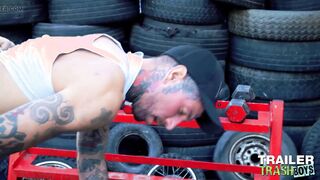 Trailertrashboys – Ryan Sebastian Barebacks With Davin Powerful