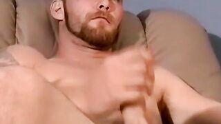 Blondie amateur assfucker Matt stroking off his humungous cock and ejaculates