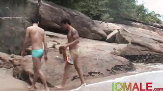 Xxx young latino sans a condom in nature