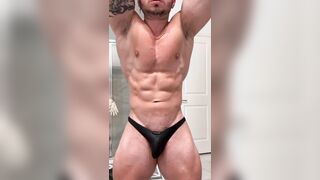 Muscle Cub Exposes His Monster Jizz-Shotgun