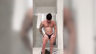 Muscle Cub Exposes His Monster Jizz-Shotgun