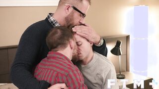 Transcest Tom Bentley spitroasts FTM brutha with step-dad