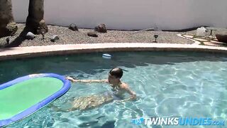 Skinny twink Patrick Kennedy jerks off in a pool outdoor