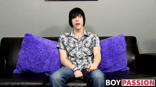 Emo fingers his ass and masturbates after being interviewed