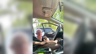 Elderly Cruising parent faps BIG BLACK COCK