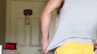 Sexy Gym Stud Jerking Off5555